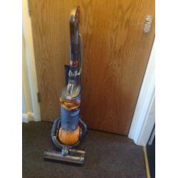 Dyson dc25 ball in yellow vacuum cleaner/hoover not vax