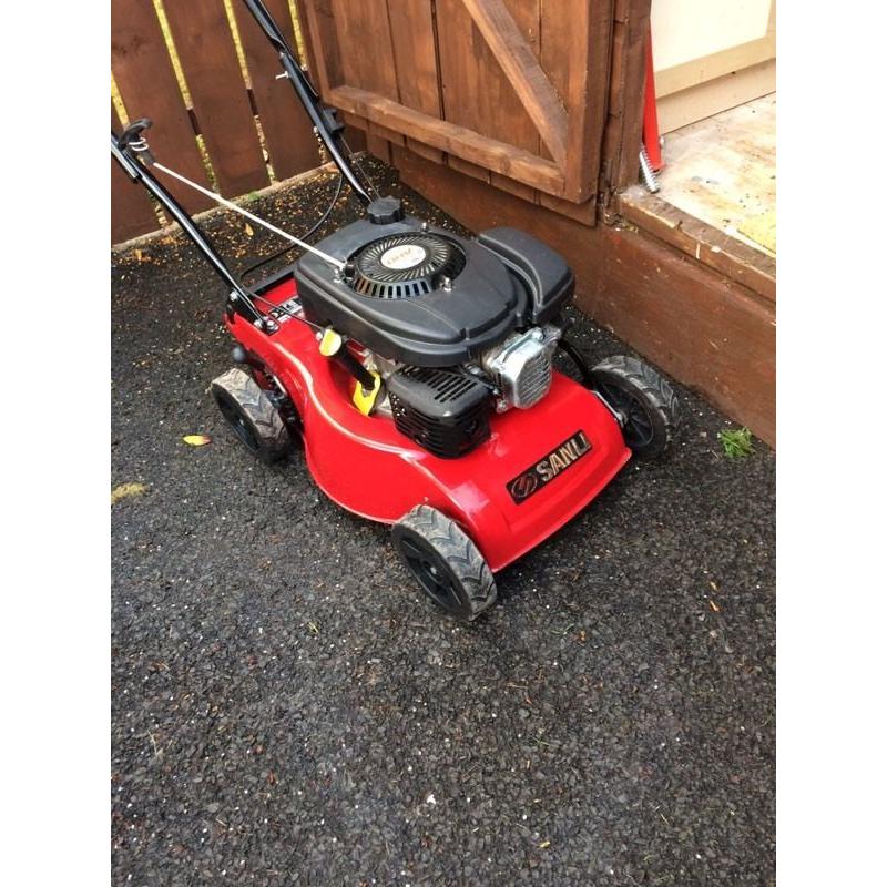 CHEAP PETROL LAWNMOWER