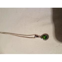 Silver emerald chain/pendant