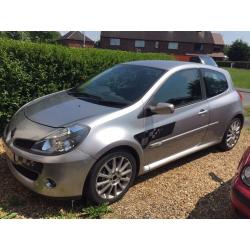 Renault clio 197 cup