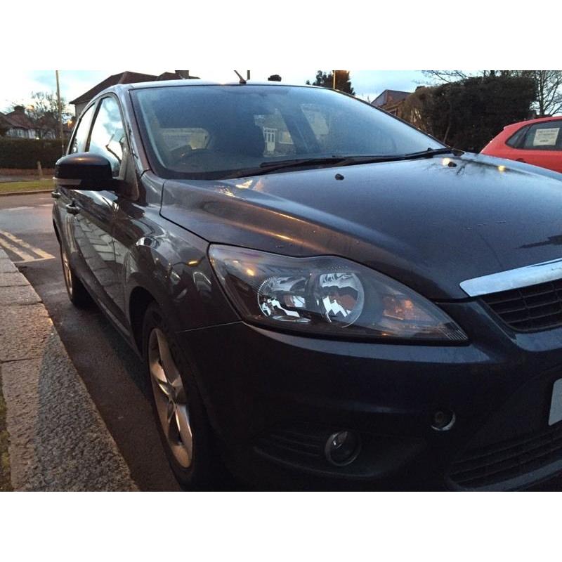 2009 Grey Ford focus 1.6 zetec hatchback petrol