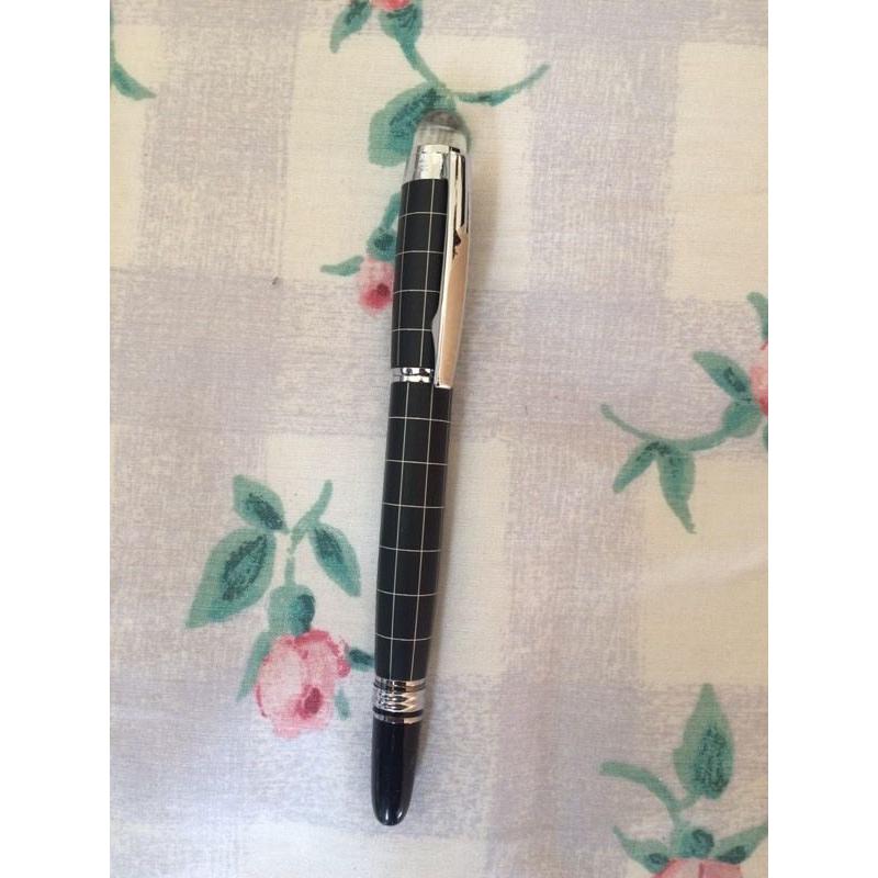 Mont Blanc lined pen