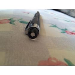 Mont Blanc lined pen