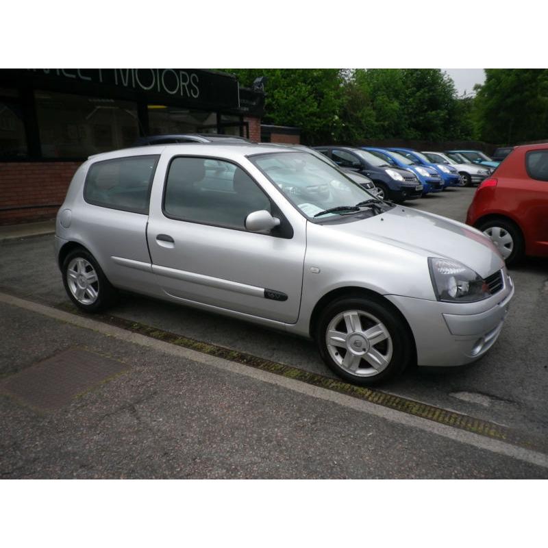 2006 Renault Clio 1.2 ( 75bhp ) Campus Sport * EXCELLENT LOW MILEAGE EXAMPLE