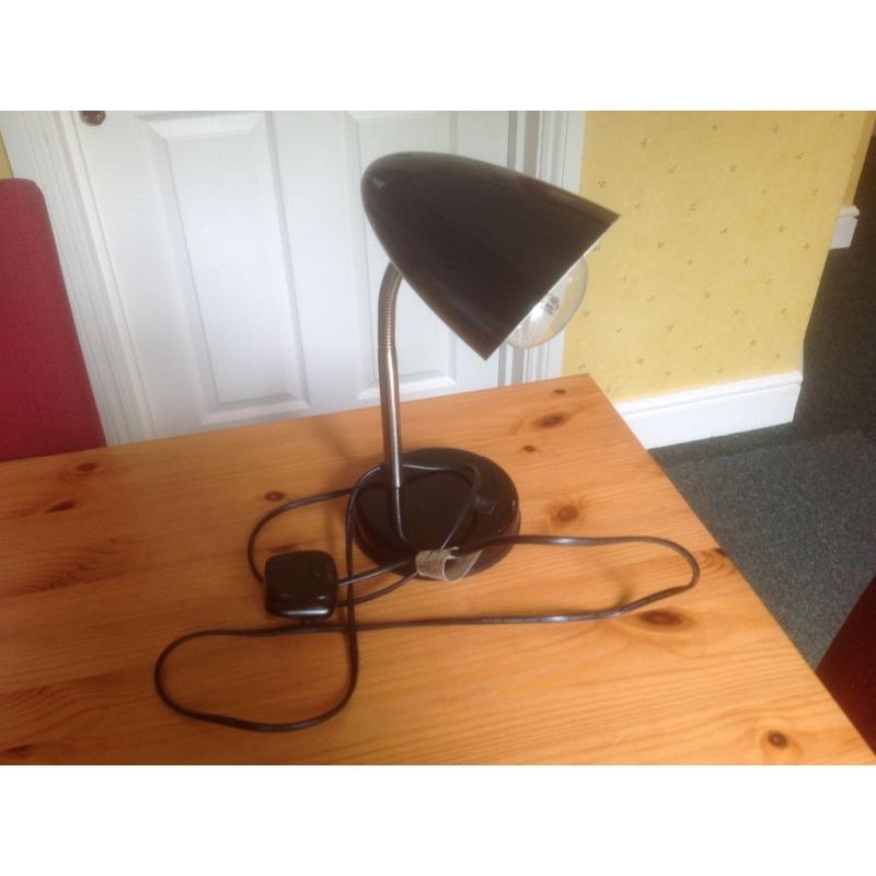 DESK LAMP