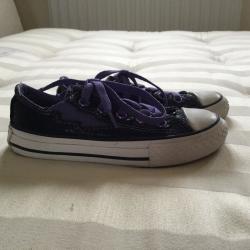 SIZE 10 CONVERSE