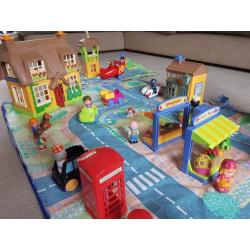 ELC Happyland Village and Playmat/CarryCase - Great for Interactive and Imaginative Play