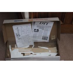 Parts for model boat /yacht kit . Plans and some parts for Robbe Comtesse 1072