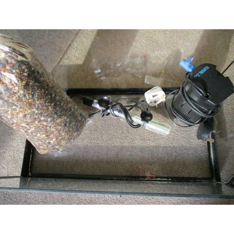 FISH TANK 38 litre with heater, filter, hood, new stones