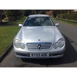 Mercedes-Benz C220 2.1TD CDI 6 SPEED GEARBOX + DRIVES SUPERB