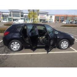 Mr. S.A.N. I AM SELLING THIS LOVELY CAR VAUXHALL ASTRA FULL SERVICE & MOT WARRANTED FIRTS TO SEE C