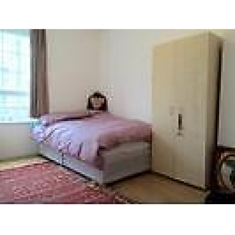 Single room in shoreditch