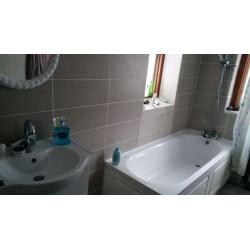 double / singel or twin room is available in se6 Bellingham zone 3 (couples friendly)