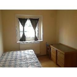 2 single rooms 4-5 min Bethnal Green, Old Street,Liverpool Street, Mile End, Shoreditch,Brick Lane