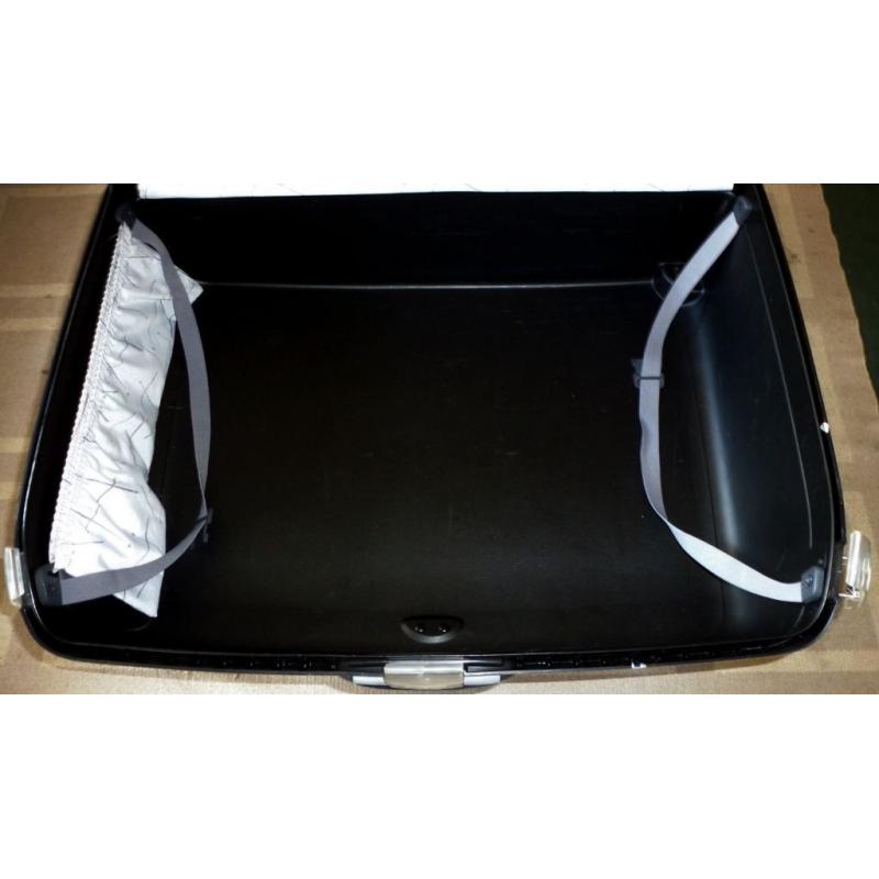 Samsonite hard-shell case