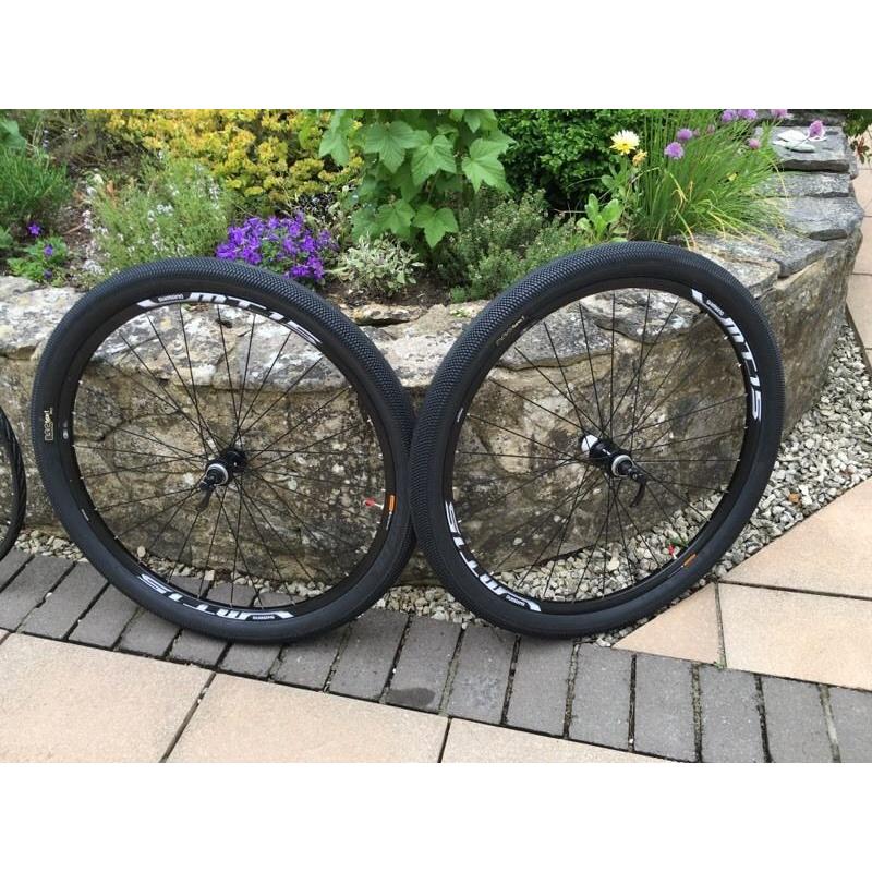 Brand new and unused Shimano 29er wheels with new Vee Tyre 2.3 ballon tyres and tubes