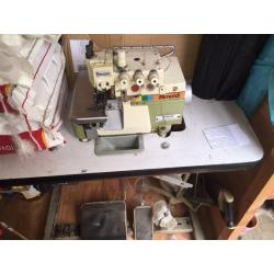 Sewing machine / overlock machine