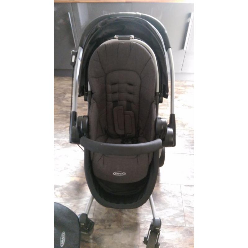 Graco Symbio b travel system *excellent condition*