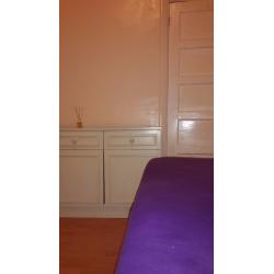 Medium sized Single room to rent for a LADY