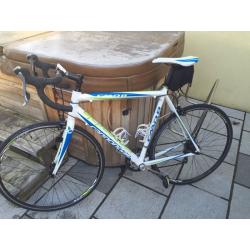 Cannondale road bike