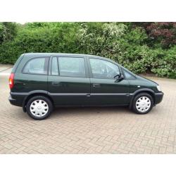 Vauxhall Zafira 2.0 diesel one year mot service history HPI clear excellent condition