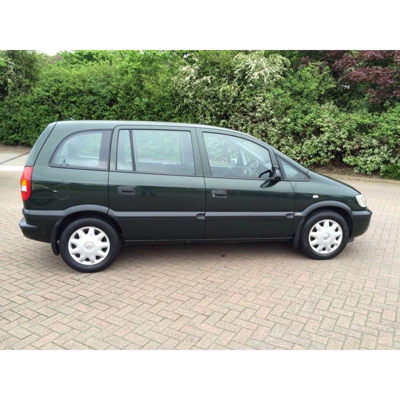 Vauxhall Zafira 2.0 diesel one year mot service history HPI clear excellent condition