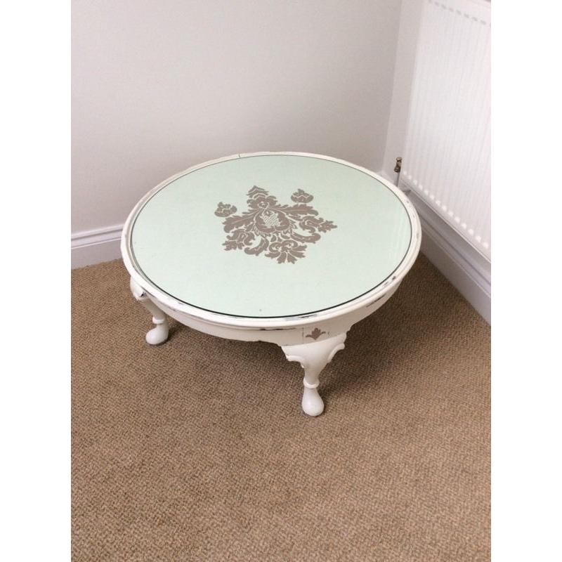 Shabby chic coffee table