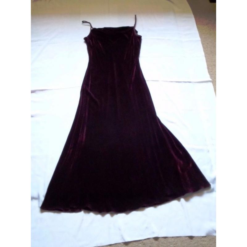 Beautiful classic Next petite burgundy velvet feel dress