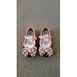 girl shoes size 6