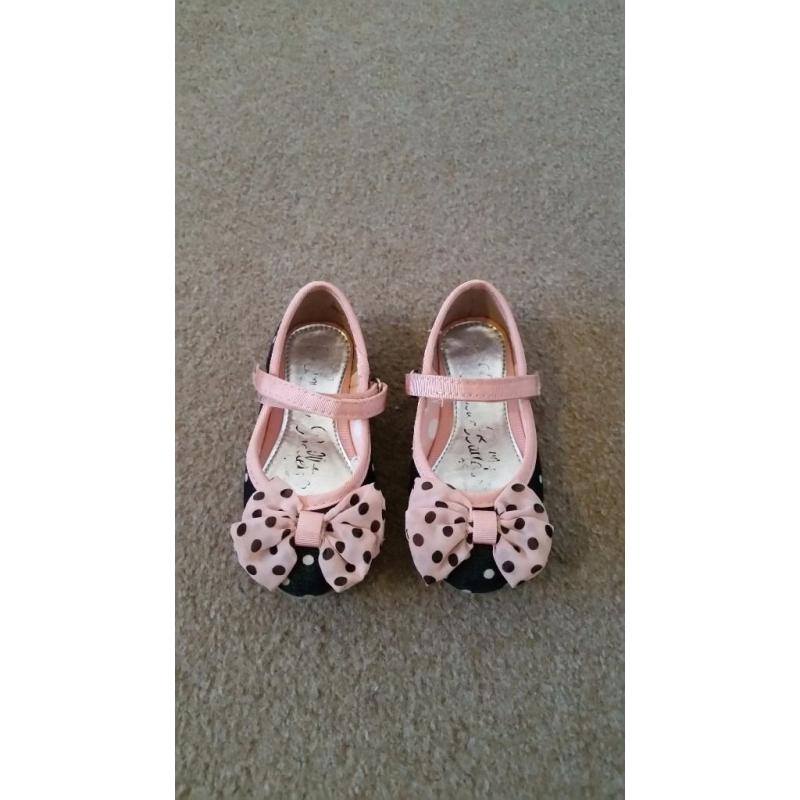 girl shoes size 6