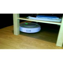 Robot vacuum cleaner