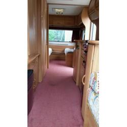 Twin Axle SWIFT CONQUEROR 5/6 BERTH 640 LUX caravan with motor mover