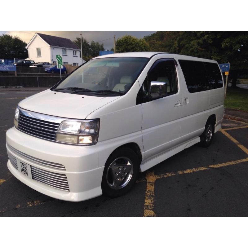 Superb Nissan Elgrand Rider 3.3 petrol,white, great condition for year.New MOT. 7 Seats full leather