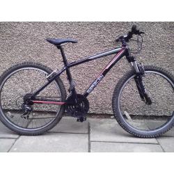 Saracen Tufftrax mountain bike - aluminium frame