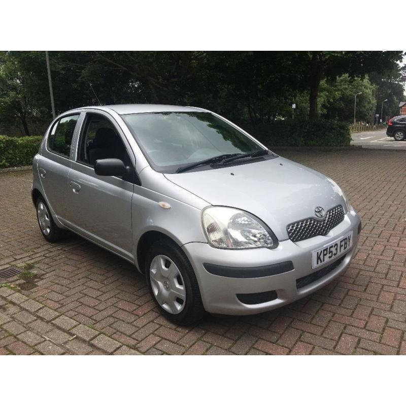 Toyota Yaris 1.0 VVT-i T3 5dr in Silver 2003 Very clean car MOT 27/10/16