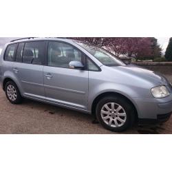 VW TOURAN 1.9 SERVICE HISTORY