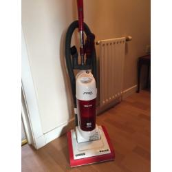 Smart Hoover vacuum cleaner