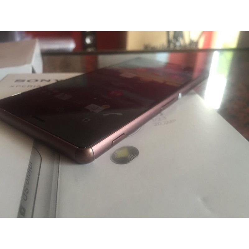 Sony Xperia Z3 gold unlocked! Excellent condition, boxed xx