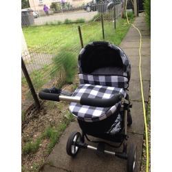 Beautiful Bonito Bebe Pram for sale!!!