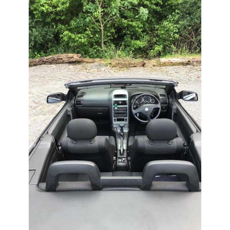 Vauxhall Astra Coupe Convertible Bertone 2.2i 16v