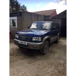 Isuzu trooper insignia 2001 3.5L V6 4x4