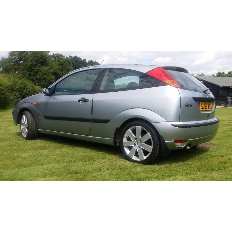 FORD FOCUS 1.8 TDCI SPORT