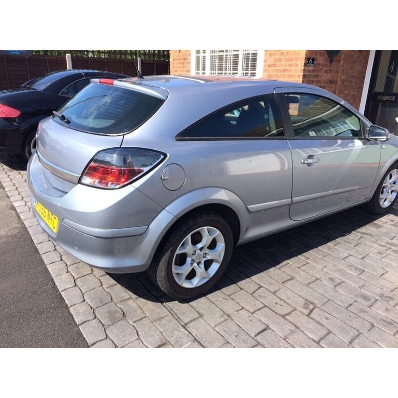 Vauxhall Astra 1.4 16v SXI Sport First Car Cheap Insurance