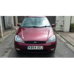 54 Ford Focus Zetec 1.8 petrol 50,000 miles