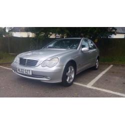 MERCEDES C180 automatic cheap on petrol cheap to insure MOT NOV 2016 ready to drive