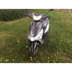 2011 Peugeot V-Clic vclic EVP 2 50cc 4 stroke scooter moped