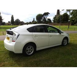 1 OWNER 1 YEAR MOT Toyota Prius (2011) T-Spririt VVT-i Sat Nav 47k Mileage IMMACULATE - P/x Welcome