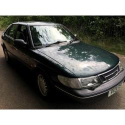 SAAB 900 XS Auto 2290cc Petrol Automatic 5 door hatchback P reg 30/06/1997 Green