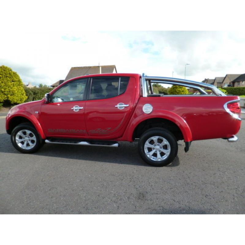 Mitsubishi L200 DI-D 4X4 BARBARIAN LB DCB (red) 2012-05-23