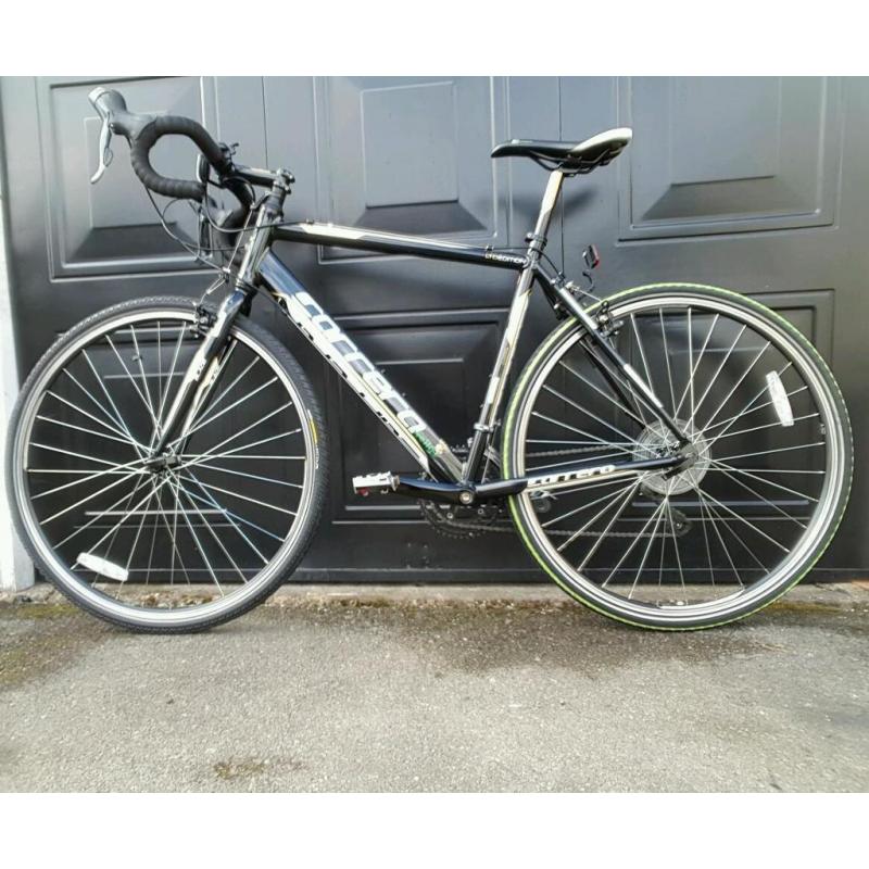 Carrera Road bike immaculate with reciept/ manual